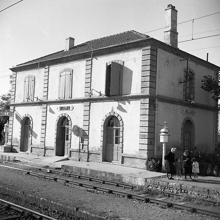 La Gare De Millas Chambres D'Hotes ภายนอก รูปภาพ