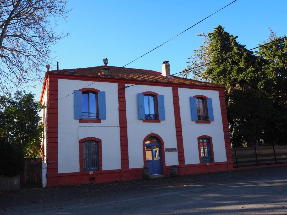 La Gare De Millas Chambres D'Hotes ภายนอก รูปภาพ