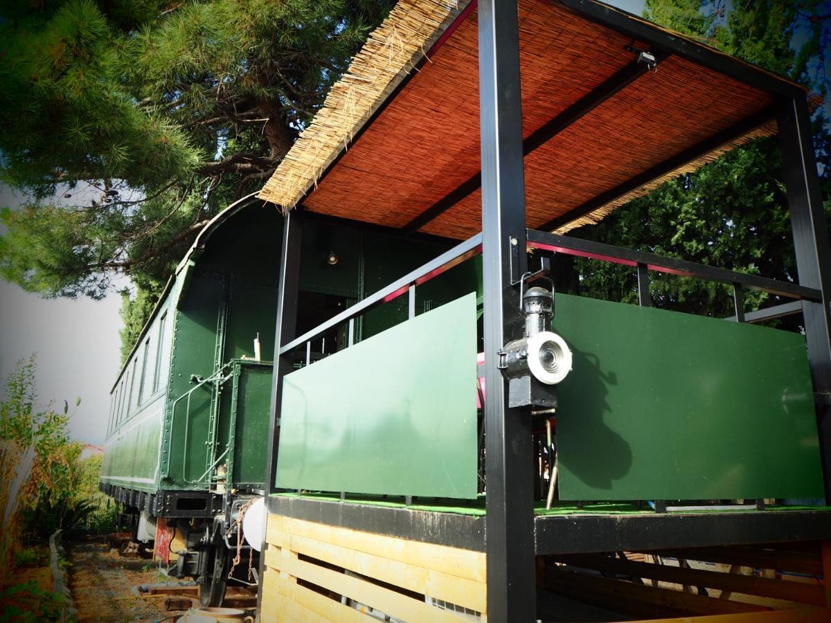 La Gare De Millas Chambres D'Hotes ภายนอก รูปภาพ