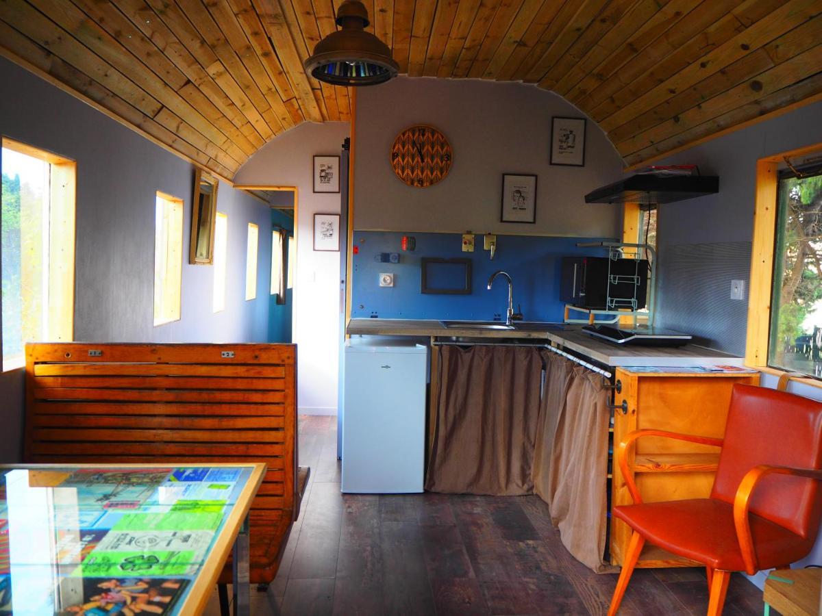 La Gare De Millas Chambres D'Hotes ภายนอก รูปภาพ