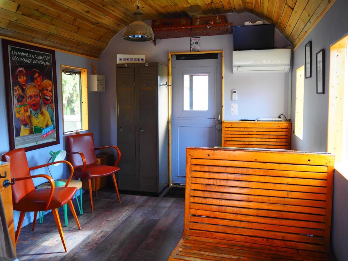La Gare De Millas Chambres D'Hotes ภายนอก รูปภาพ
